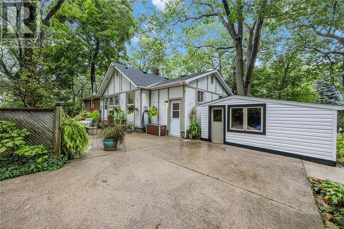 1931 Lakeshore Road, Sarnia, ON - Outdoor