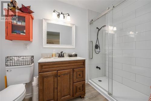 1931 Lakeshore Road, Sarnia, ON - Indoor Photo Showing Bathroom