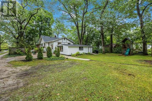 1931 Lakeshore Road, Sarnia, ON - Outdoor