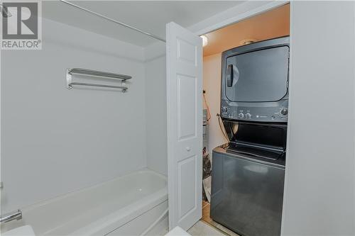 121 Water Street W Unit#112, Cornwall, ON - Indoor Photo Showing Laundry Room