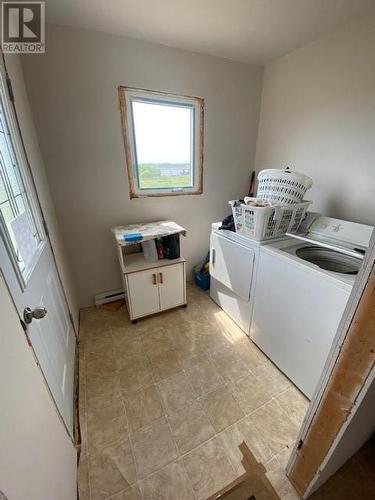 329 Main Street, New-Wes-Valley, NL - Indoor Photo Showing Laundry Room