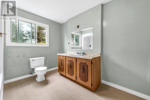 10 Fairweather Avenue, Mount Pearl, NL - Indoor Photo Showing Bathroom