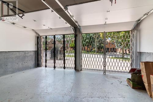 53 Ambrose Road, Toronto (Bayview Village), ON - Indoor Photo Showing Garage