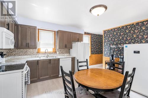 15 George Street, Innisfil (Cookstown), ON - Indoor