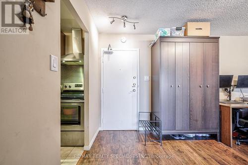 1714 - 390 Dixon Road, Toronto (Kingsview Village-The Westway), ON - Indoor Photo Showing Other Room