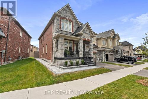 101 Kingknoll Crescent, Georgina, ON - Outdoor With Facade