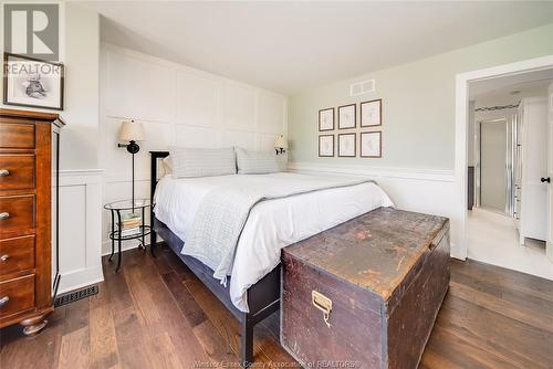 1255 Lakeview, Windsor, ON - Indoor Photo Showing Bedroom