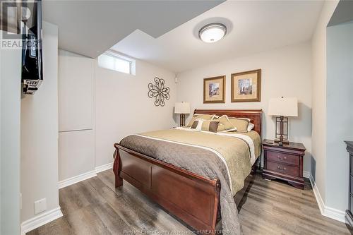 1255 Lakeview, Windsor, ON - Indoor Photo Showing Bedroom