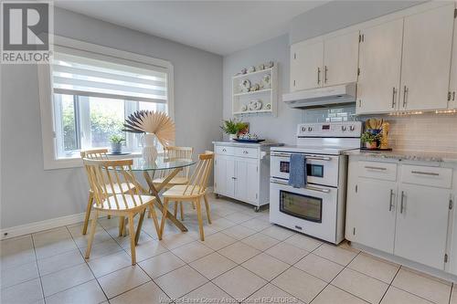 2496 Meldrum Road, Windsor, ON - Indoor Photo Showing Kitchen