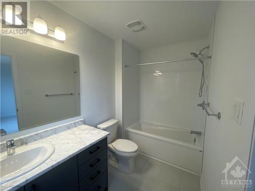 351 Establish Avenue, Ottawa, ON - Indoor Photo Showing Bathroom