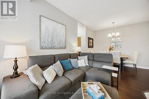 229 - 80 Aspen Springs Drive, Clarington (Bowmanville), ON - Indoor Photo Showing Living Room