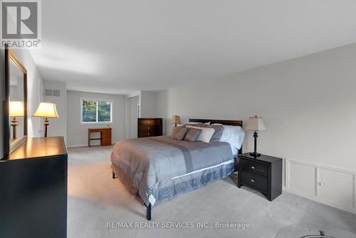 12 Autumn Drive, Caledon, ON - Indoor Photo Showing Bedroom