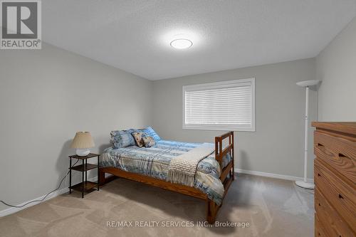 12 Autumn Drive, Caledon, ON - Indoor Photo Showing Bedroom