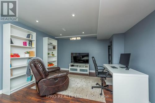 17 Frontenac Crescent, Brampton (Fletcher'S Meadow), ON - Indoor Photo Showing Office