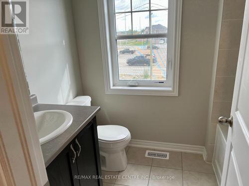 17 Bushwood Trail, Brampton, ON - Indoor Photo Showing Bathroom