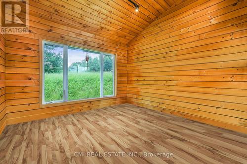 678 Hwy 124, Mckellar, ON - Indoor Photo Showing Other Room