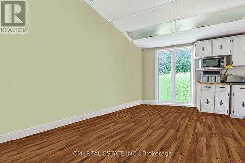 678 Hwy 124, Mckellar, ON - Indoor Photo Showing Kitchen