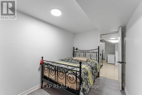 54 - 1290 Bridletowne Circle, Toronto (L'Amoreaux), ON - Indoor Photo Showing Bedroom