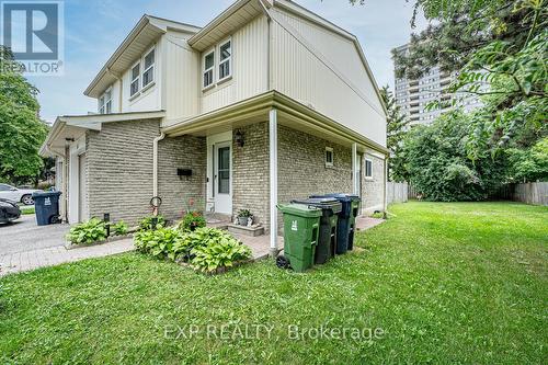 54 - 1290 Bridletowne Circle, Toronto (L'Amoreaux), ON - Outdoor With Exterior