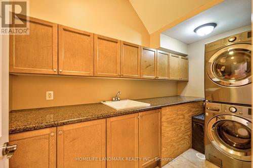 23 Rouge Valley Drive W, Markham, ON - Indoor Photo Showing Laundry Room