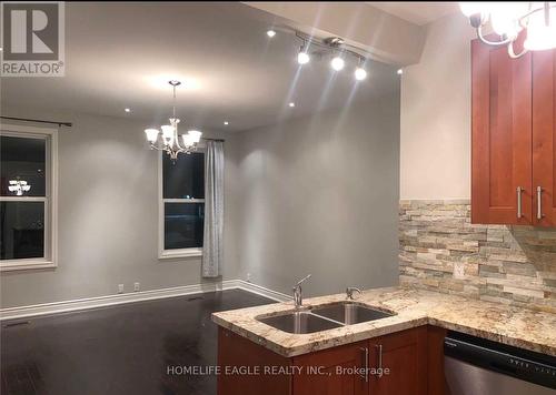 87 Simcoe Road, Bradford West Gwillimbury, ON - Indoor Photo Showing Kitchen With Double Sink