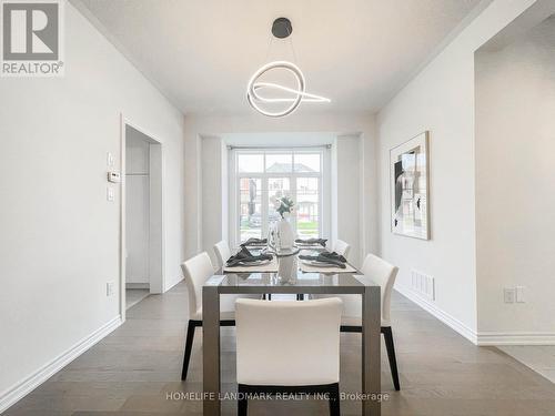 1 Cranley Road, East Gwillimbury, ON - Indoor Photo Showing Dining Room