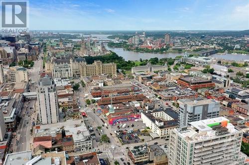 405 - 242 Rideau Street, Ottawa, ON - Outdoor With View