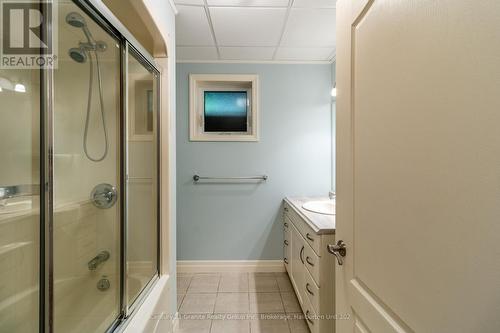 16455 Highway 35, Algonquin Highlands, ON - Indoor Photo Showing Bathroom