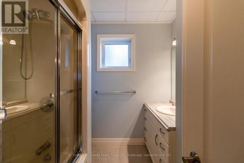 16455 Highway 35, Algonquin Highlands, ON - Indoor Photo Showing Bathroom