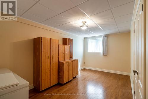 16455 Highway 35, Algonquin Highlands, ON - Indoor Photo Showing Laundry Room