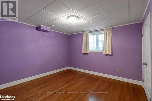 16455 Highway 35, Algonquin Highlands, ON - Indoor Photo Showing Other Room