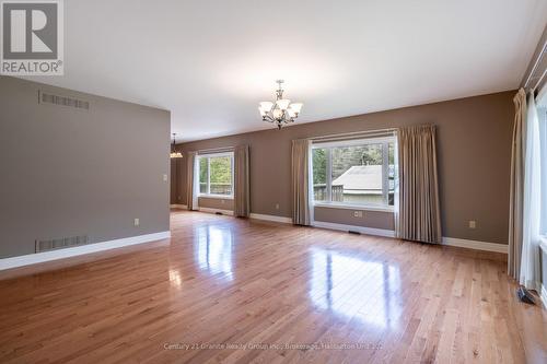 16455 Highway 35, Algonquin Highlands, ON - Indoor Photo Showing Other Room