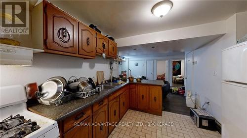 Imported from itso - 193 Wharncliffe Road N, London, ON - Indoor Photo Showing Kitchen With Double Sink