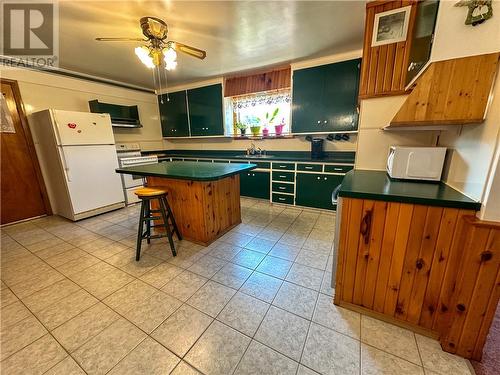 9378 Highway 542, Spring Bay, Manitoulin Island, ON - Indoor Photo Showing Kitchen