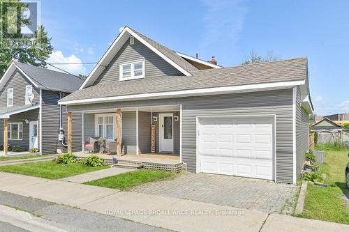 355 Metcalf Street, Tweed, ON - Outdoor With Facade