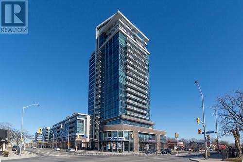 1404 - 1 Hurontario Street, Mississauga, ON - Outdoor