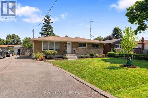 20 Stanley Street, St. Catharines, ON - Outdoor With Facade