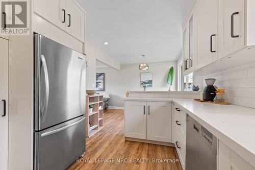 20 Stanley Street, St. Catharines, ON - Indoor Photo Showing Kitchen