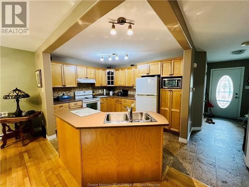 148 Damien, Dieppe, NB - Indoor Photo Showing Kitchen With Double Sink