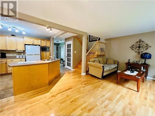 148 Damien, Dieppe, NB - Indoor Photo Showing Kitchen