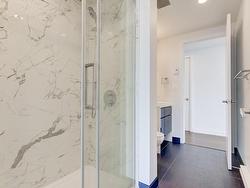 Ensuite bathroom - 