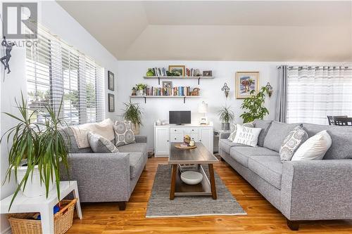 9 Village Lane, Moncton, NB - Indoor Photo Showing Living Room