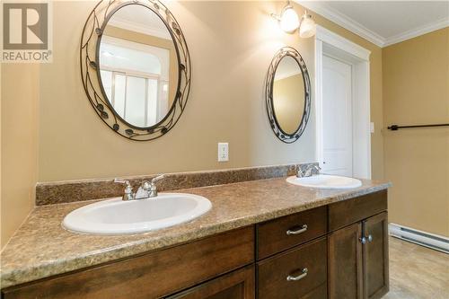 185 Royal Oaks Boulevard Unit# 207, Moncton, NB - Indoor Photo Showing Bathroom