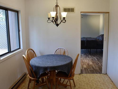 4 Nugget Street, Marathon, ON - Indoor Photo Showing Dining Room