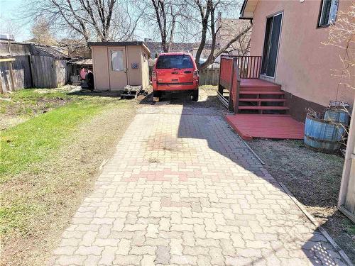 1 Nugent Street, Thunder Bay, ON 