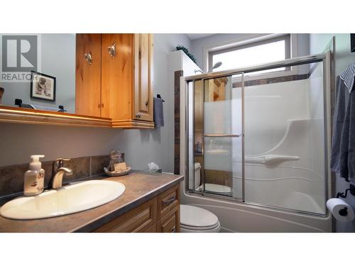 2953 Westview Road, Cranbrook, BC - Indoor Photo Showing Bathroom