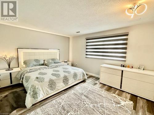 1268 Limberlost Road, London, ON - Indoor Photo Showing Bedroom