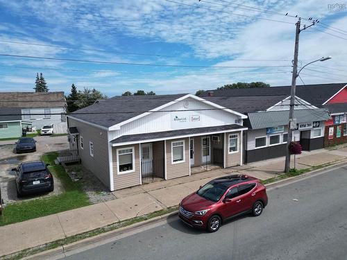 3397 Plummer Avenue, New Waterford, NS 