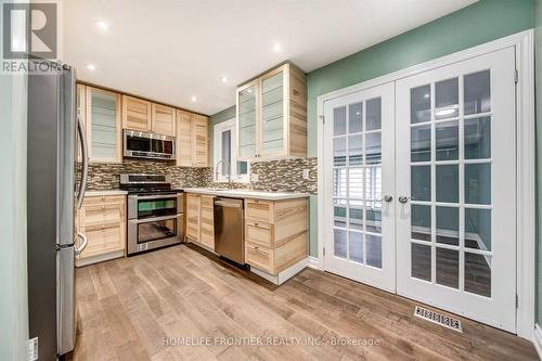 8 Blakeley Road, Toronto, ON - Indoor Photo Showing Kitchen