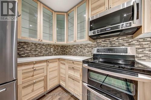 8 Blakeley Road, Toronto, ON - Indoor Photo Showing Kitchen With Upgraded Kitchen